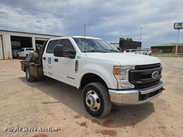 image for item EW0170 2021 Ford F350 Super Duty XL Crew Cab flatbed pickup truck