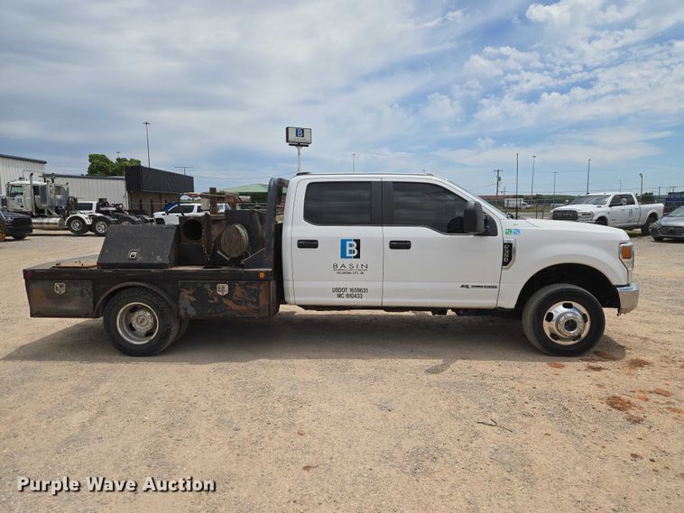 image for item EW0170 2021 Ford F350 Super Duty XL Crew Cab flatbed pickup truck