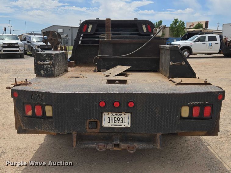 image for item EW0170 2021 Ford F350 Super Duty XL Crew Cab flatbed pickup truck