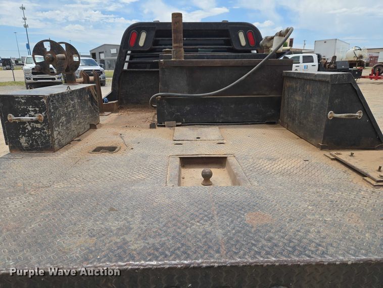 image for item EW0170 2021 Ford F350 Super Duty XL Crew Cab flatbed pickup truck