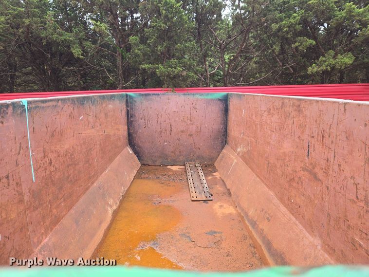image for item EW0182 Roll-off container