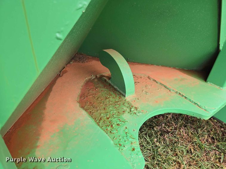 image for item EW0183 Northeast roll-off container