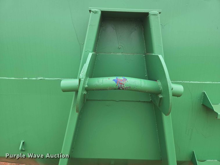 image for item EW0184 Roll-off container