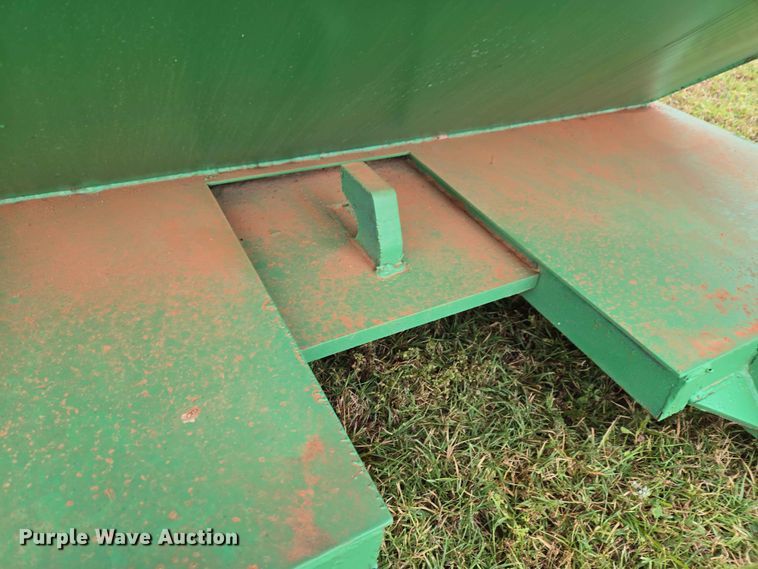 image for item EW0185 Roll-off container