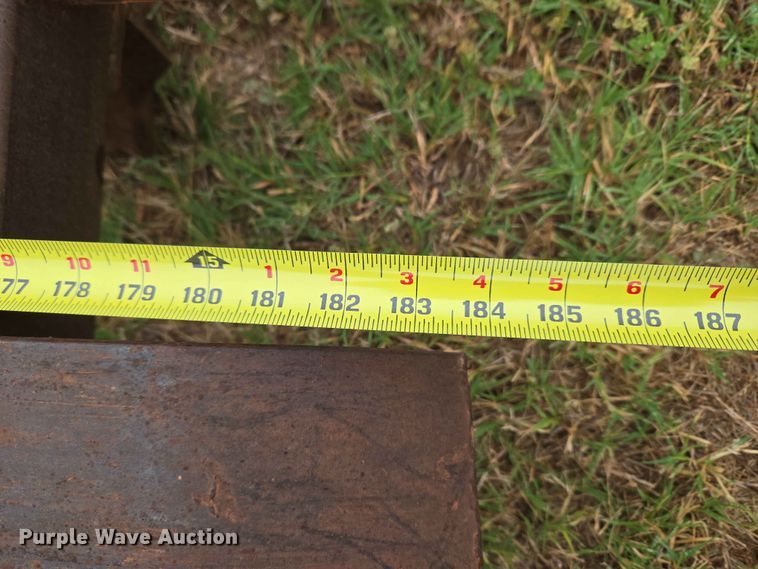 image for item EW0191 Hook lift bed