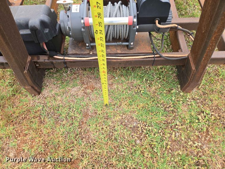 image for item EW0191 Hook lift bed
