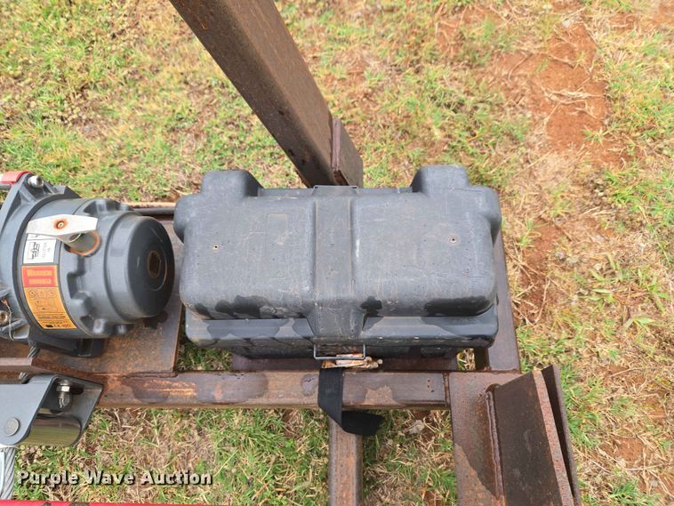image for item EW0191 Hook lift bed