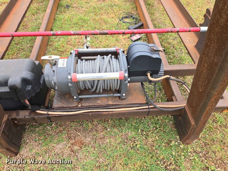 image for item EW0191 Hook lift bed