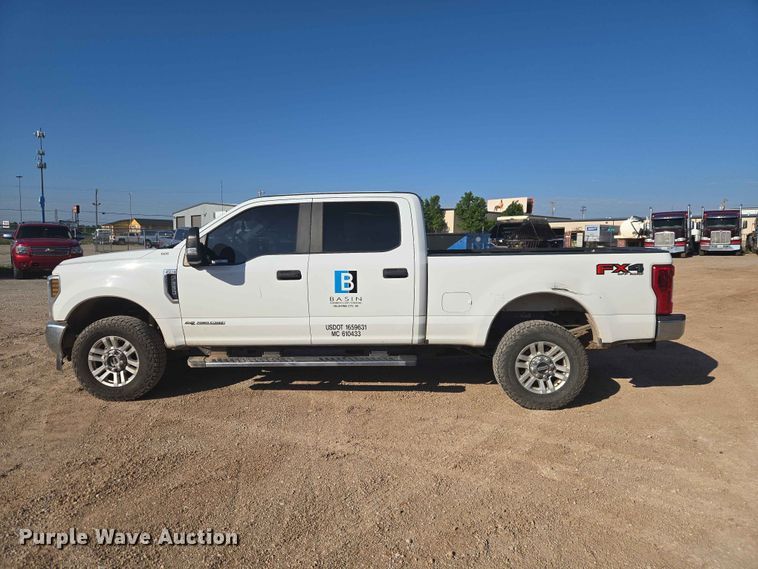 image for item EW0202 2019 Ford F250 Super Duty Crew Cab pickup truck