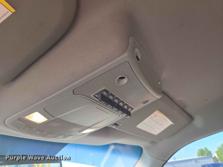 image for item EW0202 2019 Ford F250 Super Duty Crew Cab pickup truck