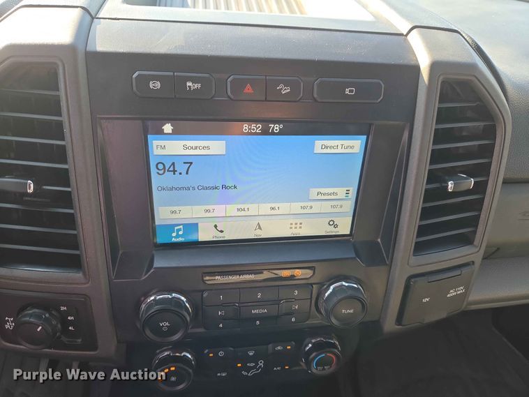image for item EW0202 2019 Ford F250 Super Duty Crew Cab pickup truck