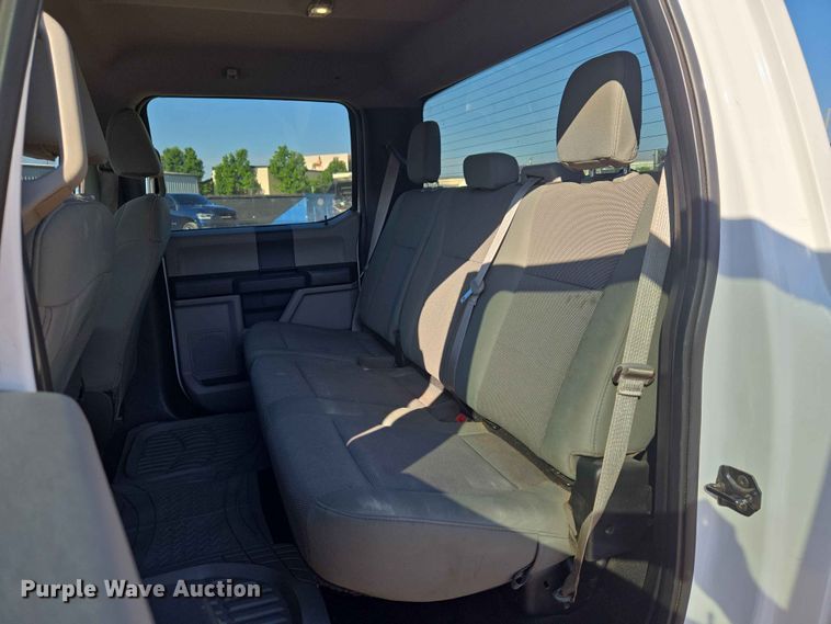 image for item EW0202 2019 Ford F250 Super Duty Crew Cab pickup truck