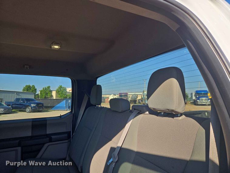 image for item EW0202 2019 Ford F250 Super Duty Crew Cab pickup truck