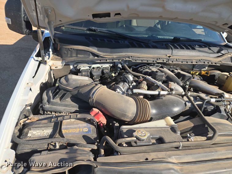 image for item EW0202 2019 Ford F250 Super Duty Crew Cab pickup truck