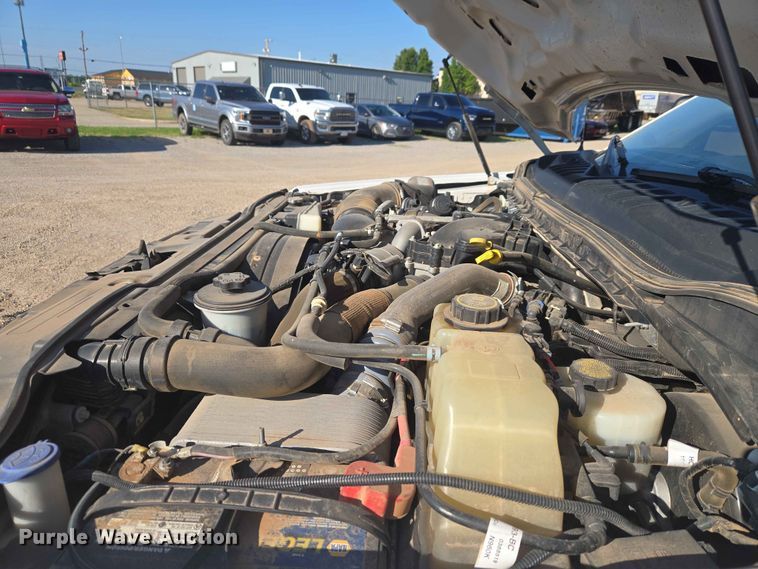 image for item EW0202 2019 Ford F250 Super Duty Crew Cab pickup truck