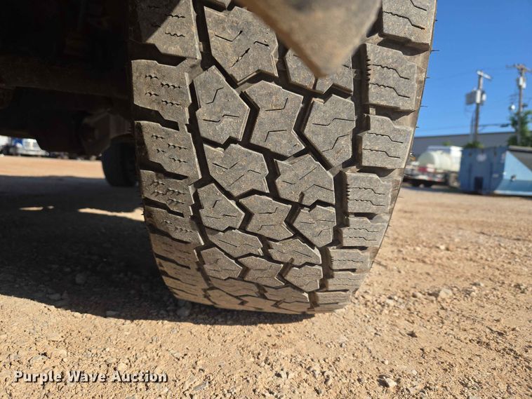 image for item EW0202 2019 Ford F250 Super Duty Crew Cab pickup truck