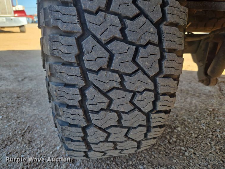 image for item EW0202 2019 Ford F250 Super Duty Crew Cab pickup truck