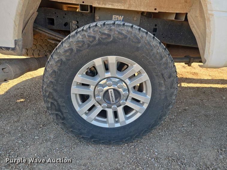 image for item EW0202 2019 Ford F250 Super Duty Crew Cab pickup truck