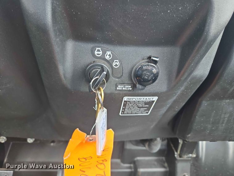 image for item EW0204 2021 Kubota Sidekick RTV-XG850 utility vehicle