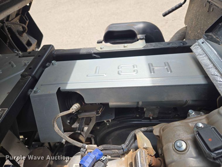 image for item EW0204 2021 Kubota Sidekick RTV-XG850 utility vehicle