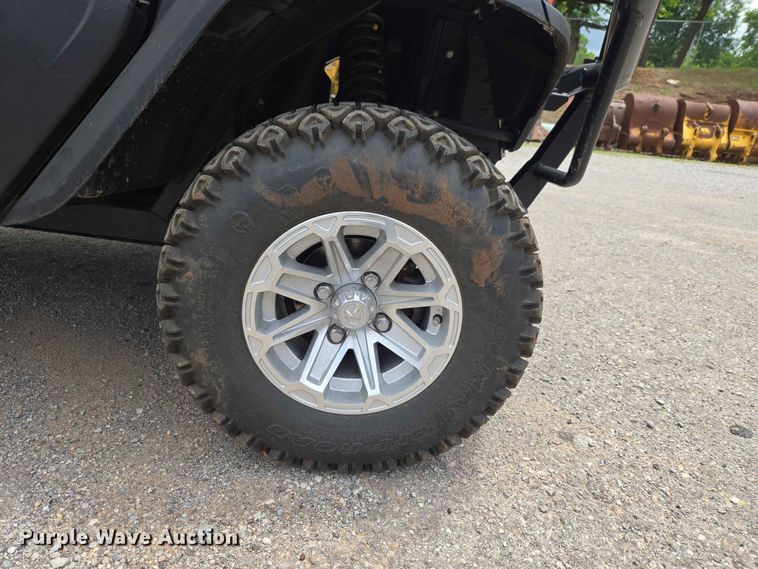 image for item EW0204 2021 Kubota Sidekick RTV-XG850 utility vehicle