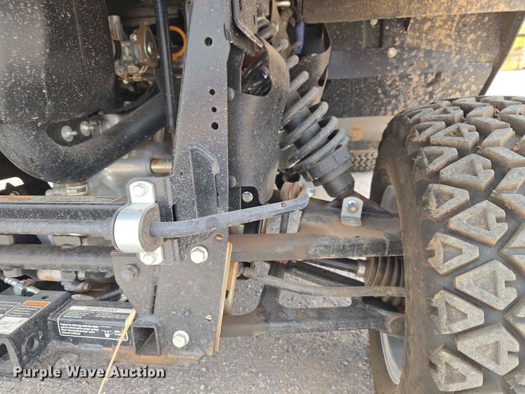 image for item EW0204 2021 Kubota Sidekick RTV-XG850 utility vehicle