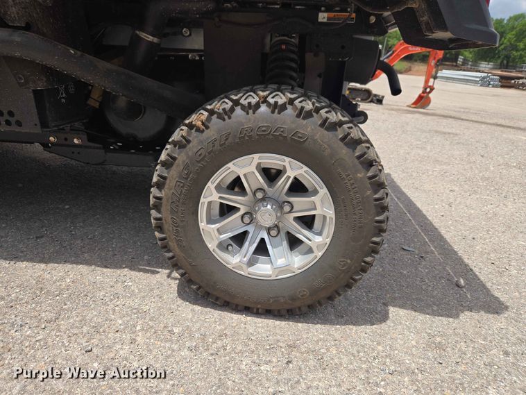 image for item EW0204 2021 Kubota Sidekick RTV-XG850 utility vehicle