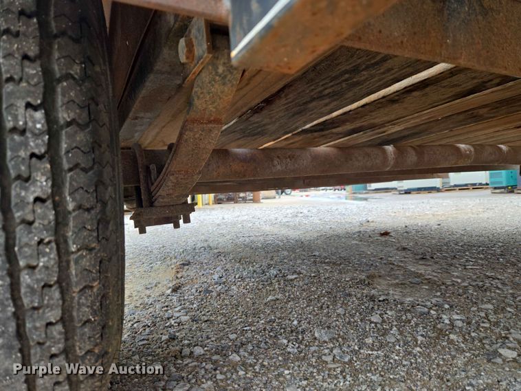 image for item EW0233 2012 Road Boss utility trailer