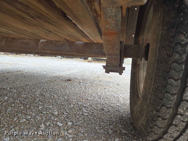 image for item EW0233 2012 Road Boss utility trailer