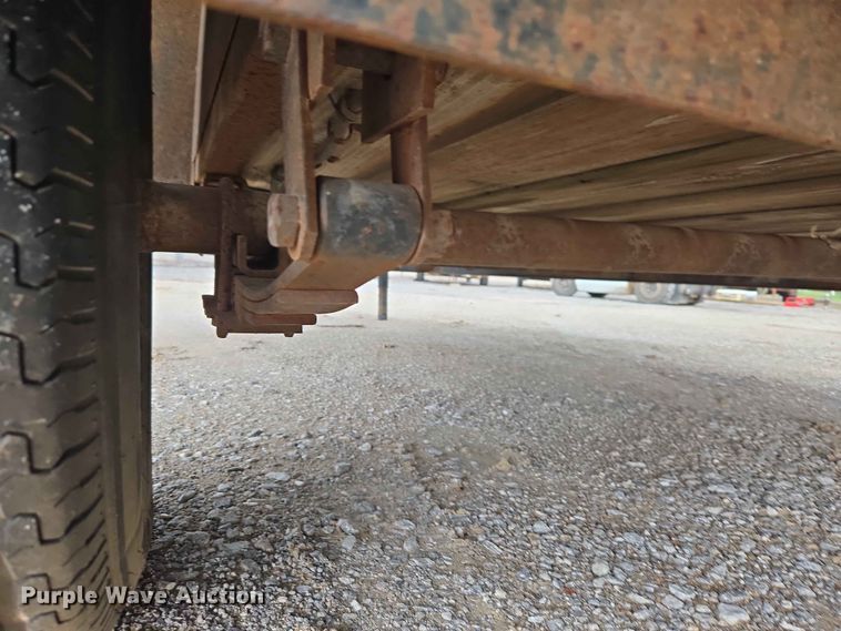 image for item EW0234 2012 Road Boss utility trailer