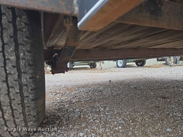 image for item EW0235 2013 Road Boss utility trailer