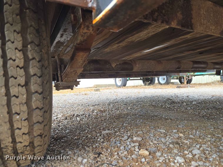 image for item EW0239 2015 Road Boss utility trailer