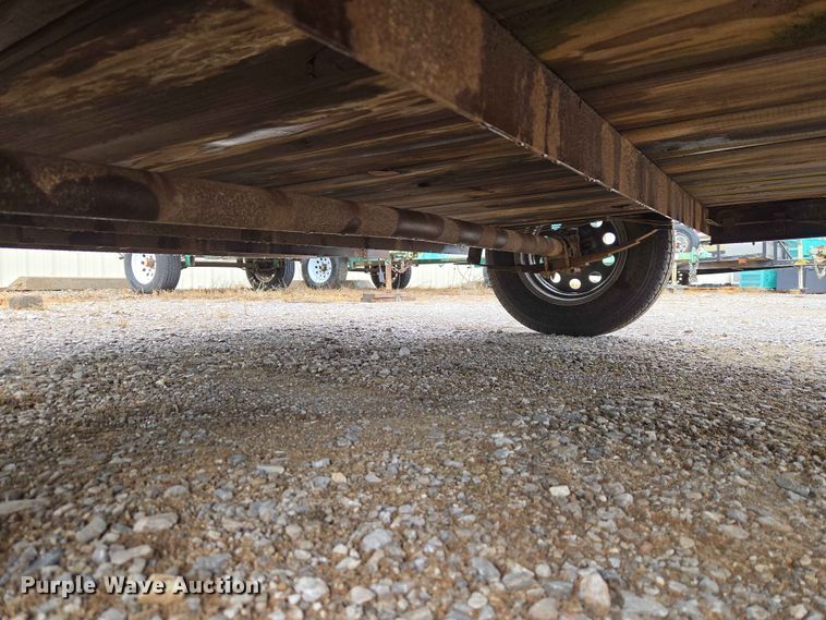 image for item EW0239 2015 Road Boss utility trailer