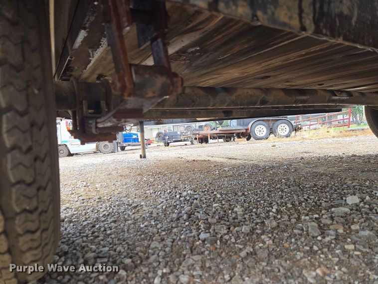 image for item EW0239 2015 Road Boss utility trailer