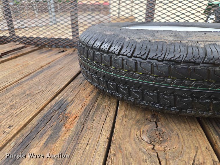 image for item EW0239 2015 Road Boss utility trailer