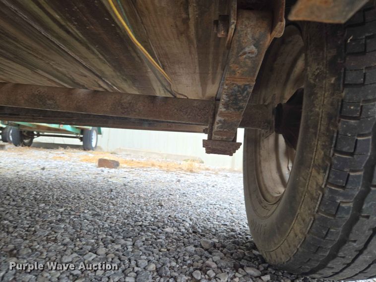 image for item EW0242 2013 Road Boss utility trailer