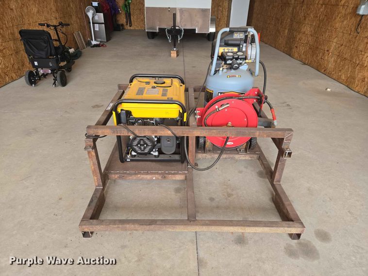 image for item EW0286 DeWalt PMC 168000 03 generator