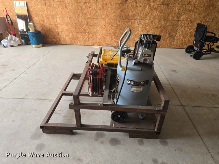 image for item EW0286 DeWalt PMC 168000 03 generator