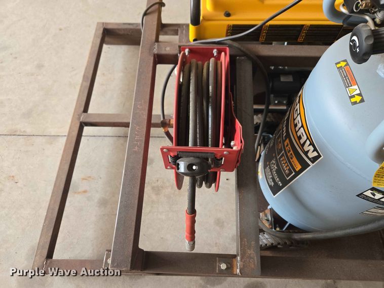 image for item EW0286 DeWalt PMC 168000 03 generator