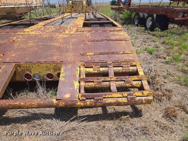 image for item EW0290 1951 Dorsey Low bed equipment trailer
