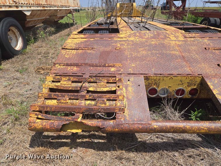 image for item EW0290 1951 Dorsey Low bed equipment trailer