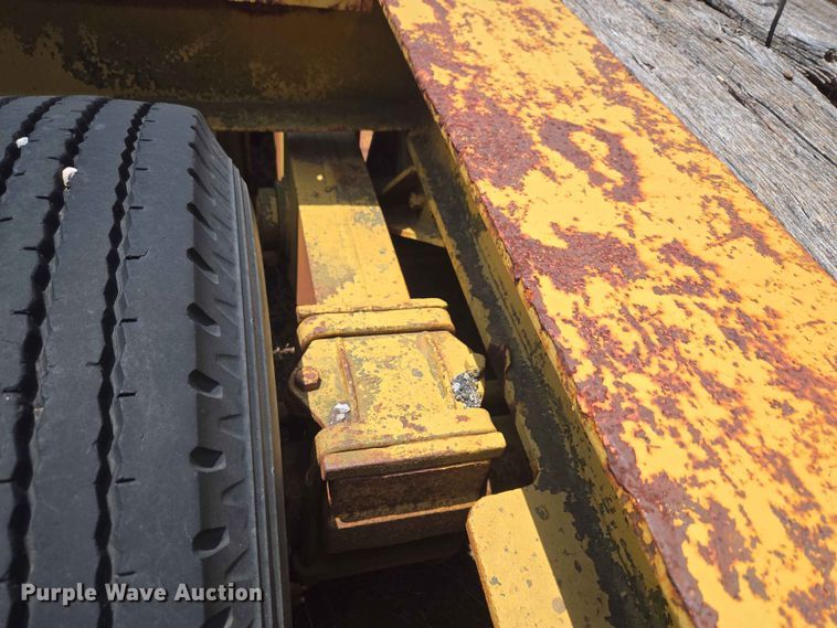 image for item EW0290 1951 Dorsey Low bed equipment trailer