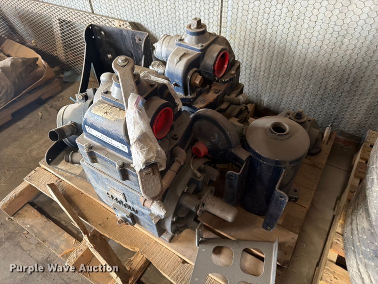 image for item EW2111 (2) Masport HXL400W vacuum pumps