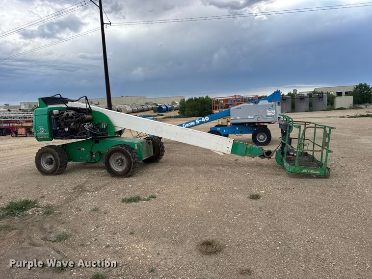image for item EW4763 JLG 600S boom lift