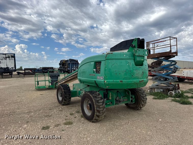 image for item EW4763 JLG 600S boom lift
