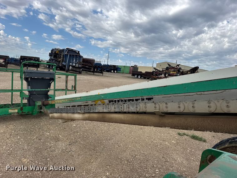 image for item EW4763 JLG 600S boom lift