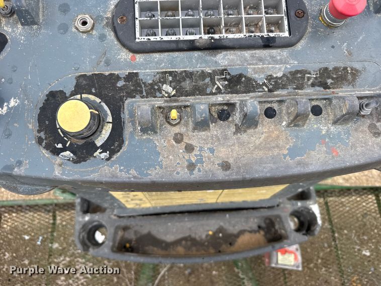 image for item EW4763 JLG 600S boom lift