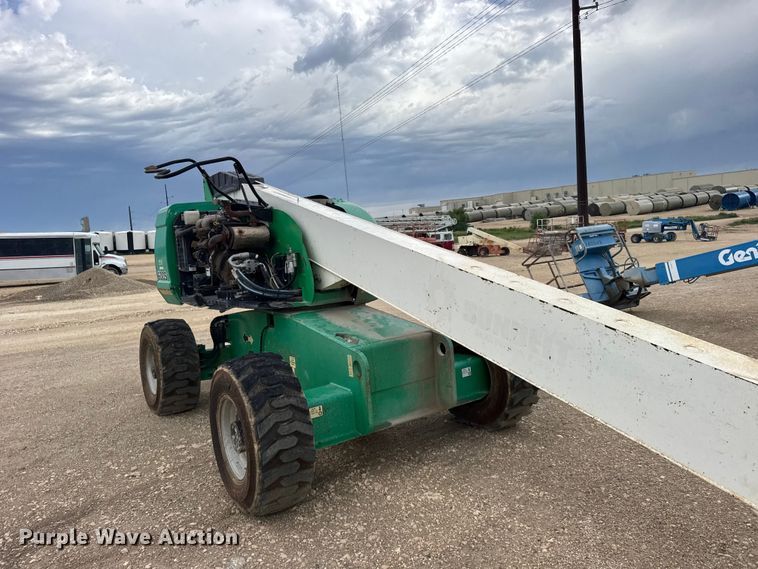 image for item EW4763 JLG 600S boom lift