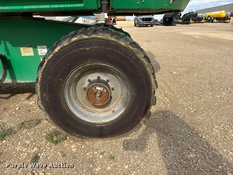 image for item EW4763 JLG 600S boom lift