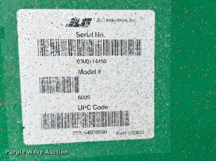 image for item EW4763 JLG 600S boom lift